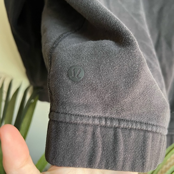 Lululemon Warm for Winter size 6 hoodie Black - Picture 4 of 4